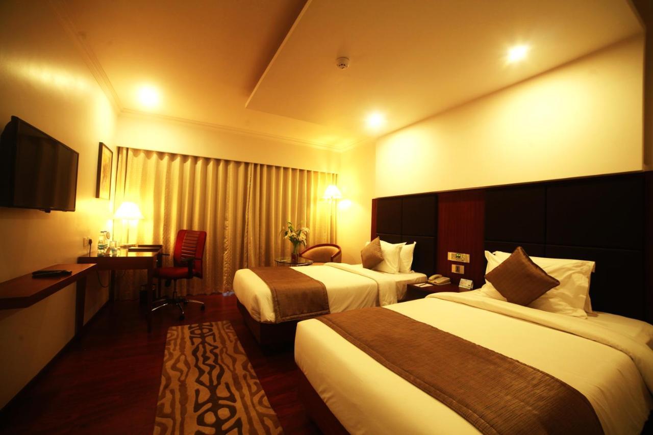 Hotel Olive Downtown à Kochi Extérieur photo