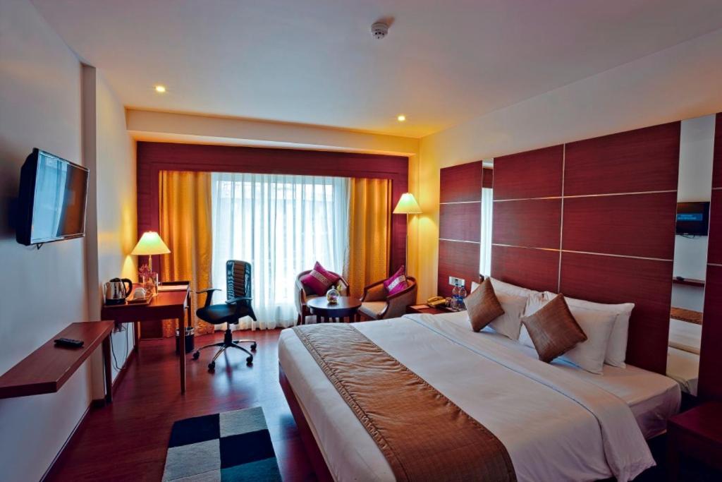 Hotel Olive Downtown à Kochi Extérieur photo