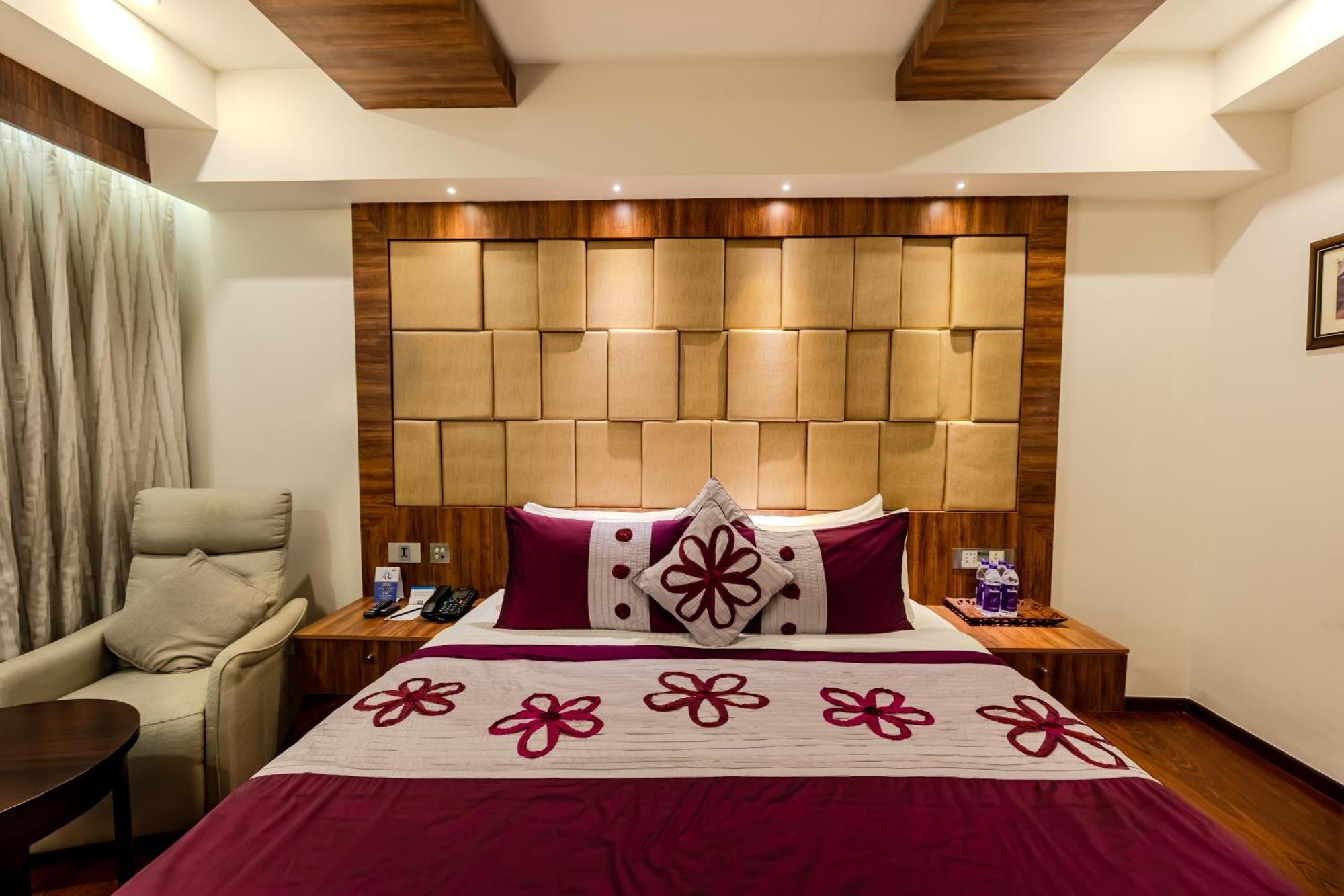 Hotel Olive Downtown à Kochi Extérieur photo