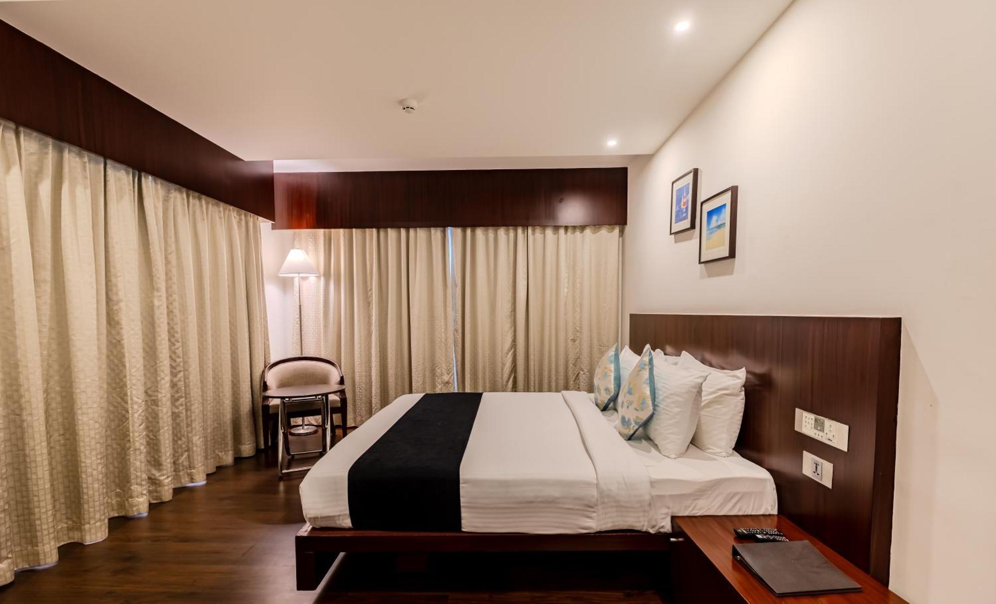 Hotel Olive Downtown à Kochi Extérieur photo