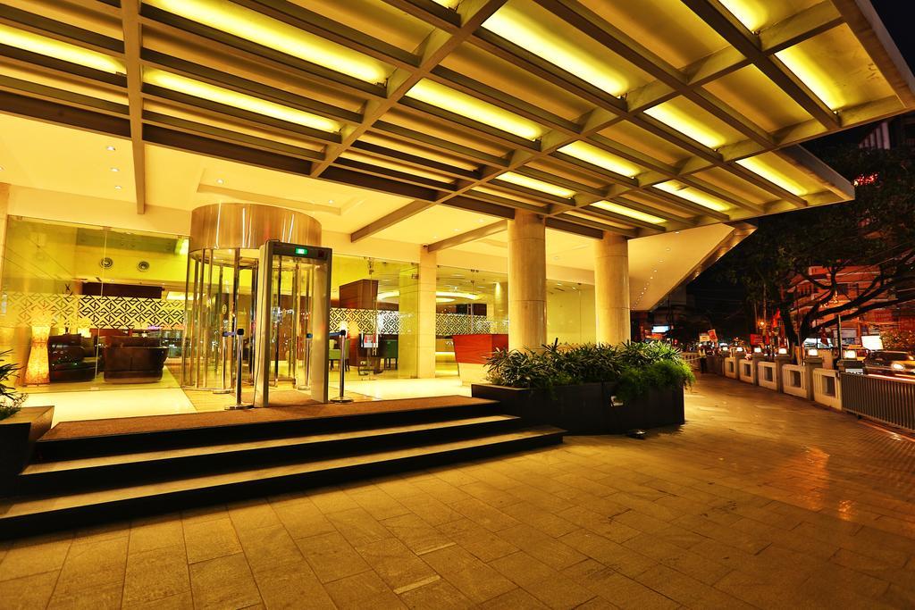 Hotel Olive Downtown à Kochi Extérieur photo