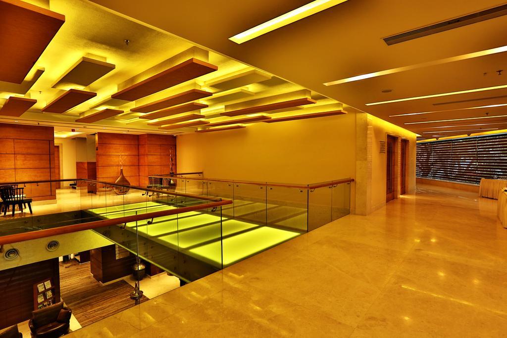 Hotel Olive Downtown à Kochi Extérieur photo