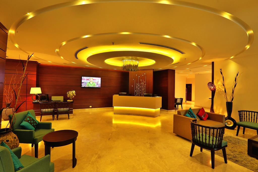 Hotel Olive Downtown à Kochi Extérieur photo
