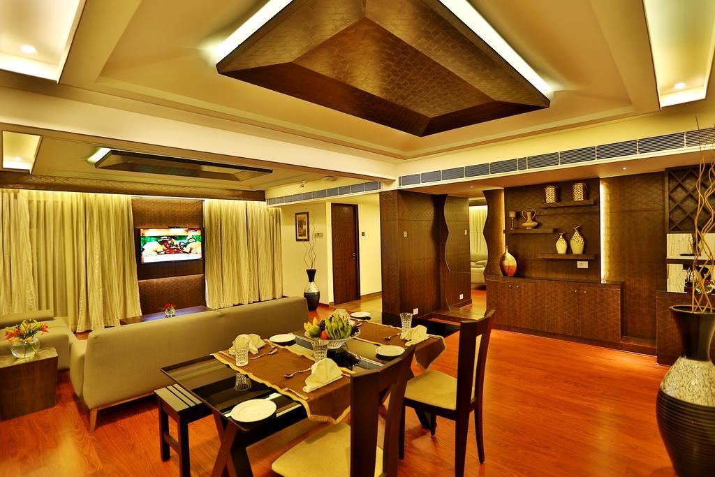 Hotel Olive Downtown à Kochi Extérieur photo